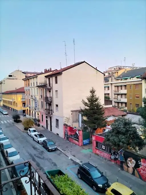 Casa Edolo 7 - Central Station Apartment Milan 0*,  Italy